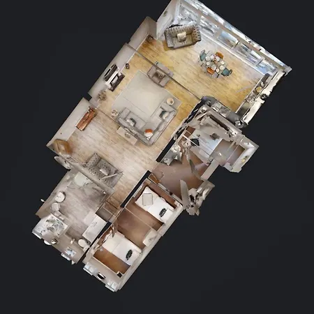 Apartament Number 3 Pier Road *