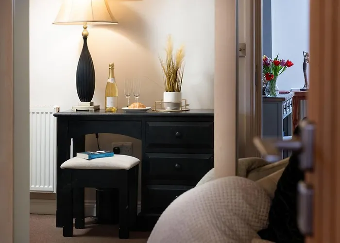 Number 3 Pier Road *