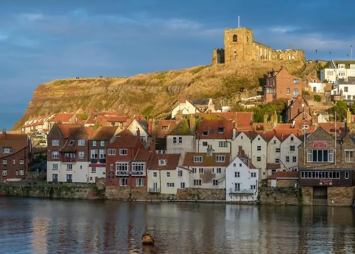 דירה Number 3 Pier Road